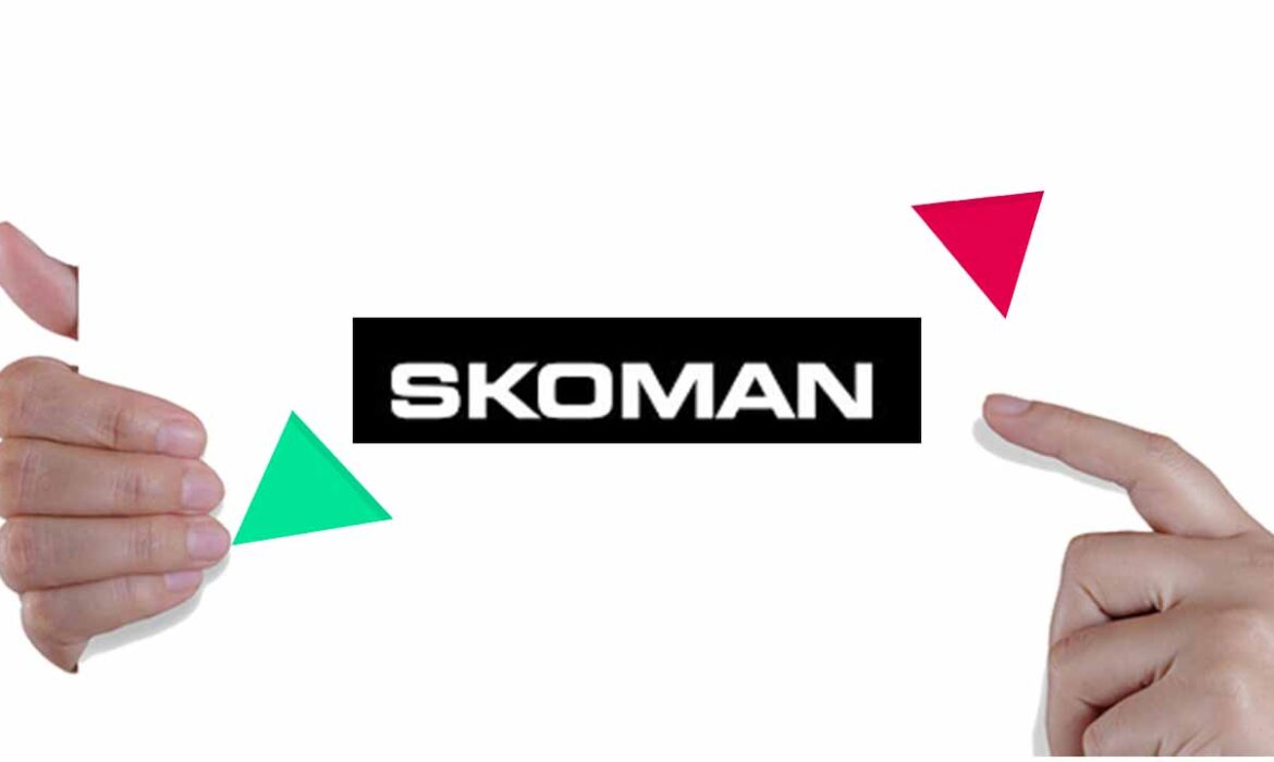 Skoman: Look at Your Shoes, Others Do