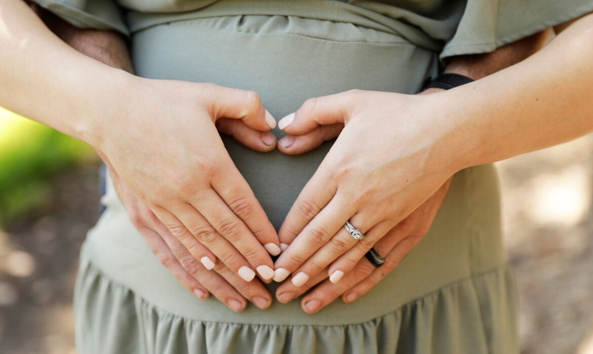 Winter Maternity Family Photos